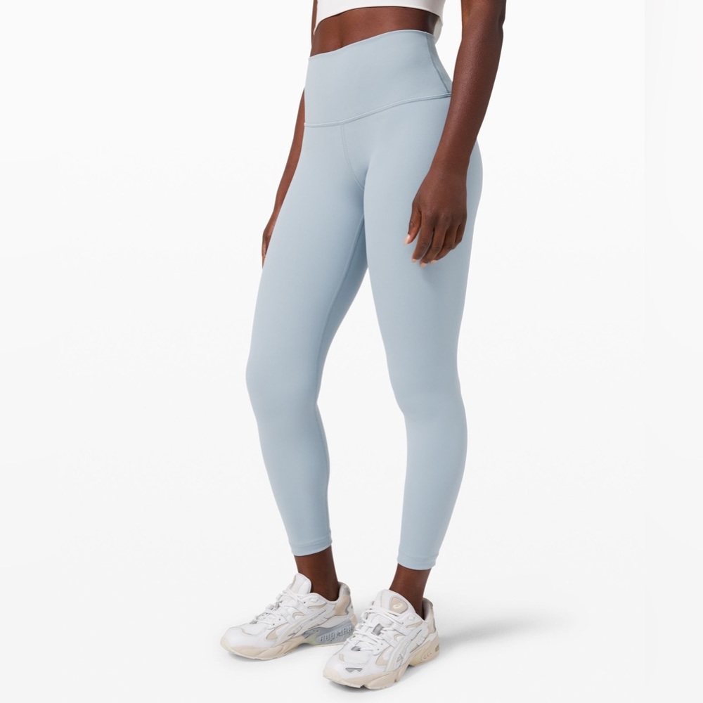 LULU LEMON Wunder Under High-Rise Chambray Tight 25” Size 4